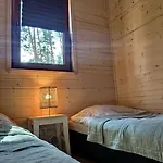 Zakatek Wdzydze -domek Nr 7 W Pierwszej Linii Od Jeziora Ferienhaus Borsk