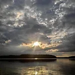 Zakatek Wdzydze -domek Nr 7 W Pierwszej Linii Od Jeziora Ferienhaus *