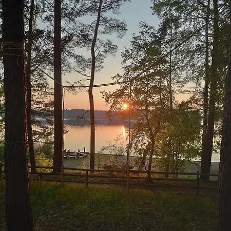 Ferienhaus Zakatek Wdzydze -domek Nr 7 W Pierwszej Linii Od Jeziora Borsk