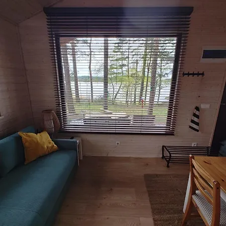 Zakatek Wdzydze -domek Nr 7 W Pierwszej Linii Od Jeziora Hébergement de vacances *