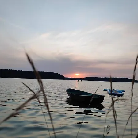 Zakatek Wdzydze -domek Nr 7 W Pierwszej Linii Od Jeziora Borsk