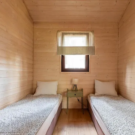 Zakatek Wdzydze -domek Nr 7 W Pierwszej Linii Od Jeziora *