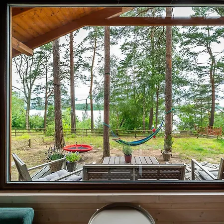 Zakatek Wdzydze -domek Nr 7 W Pierwszej Linii Od Jeziora Hébergement de vacances