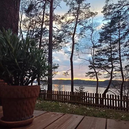 Zakatek Wdzydze -domek Nr 7 W Pierwszej Linii Od Jeziora *