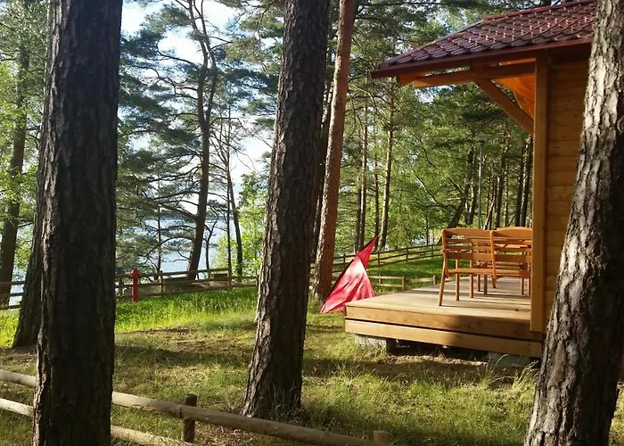 Zakatek Wdzydze -domek Nr 7 W Pierwszej Linii Od Jeziora Борск