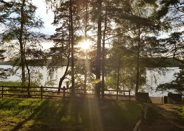 Дом отдыха Zakatek Wdzydze -domek Nr 7 W Pierwszej Linii Od Jeziora *