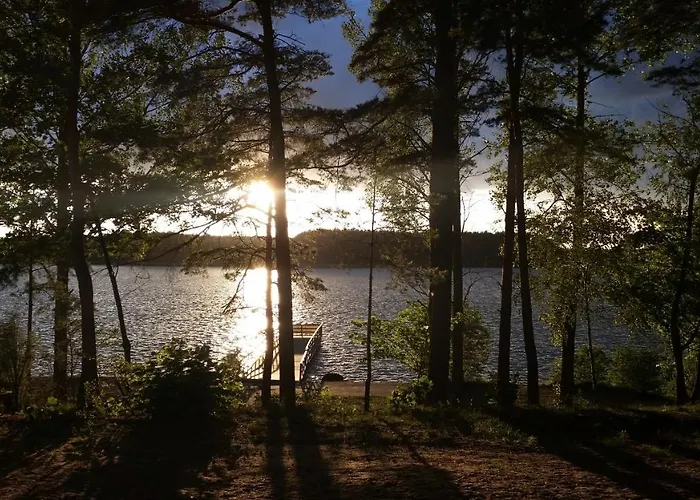 Zakatek Wdzydze -domek Nr 7 W Pierwszej Linii Od Jeziora * Борск