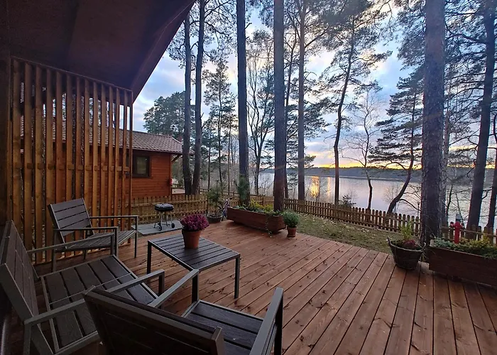 Zakatek Wdzydze -domek Nr 7 W Pierwszej Linii Od Jeziora Борск